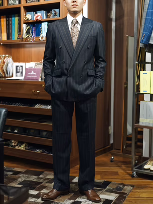 メンズスーツ クラシック ダブルスーツ ネイビーストライプスーツ オーダースーツ 東京 渋谷 表参道 成人式 入学式 卒業式